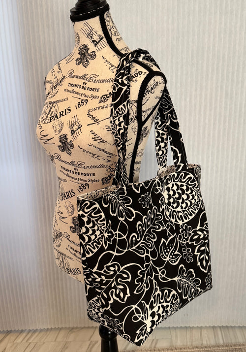 Black and White with music lining