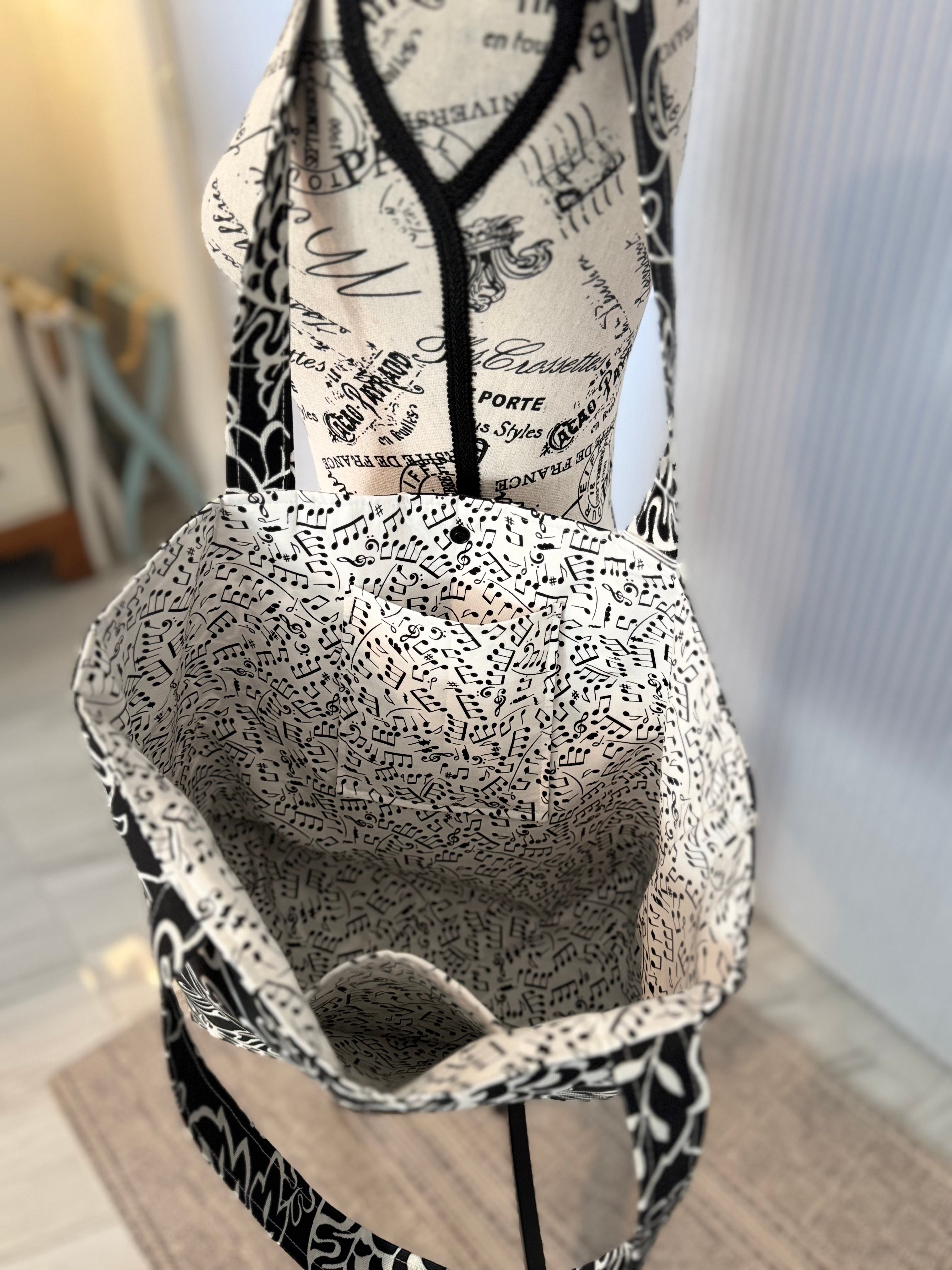 Black and White with music lining